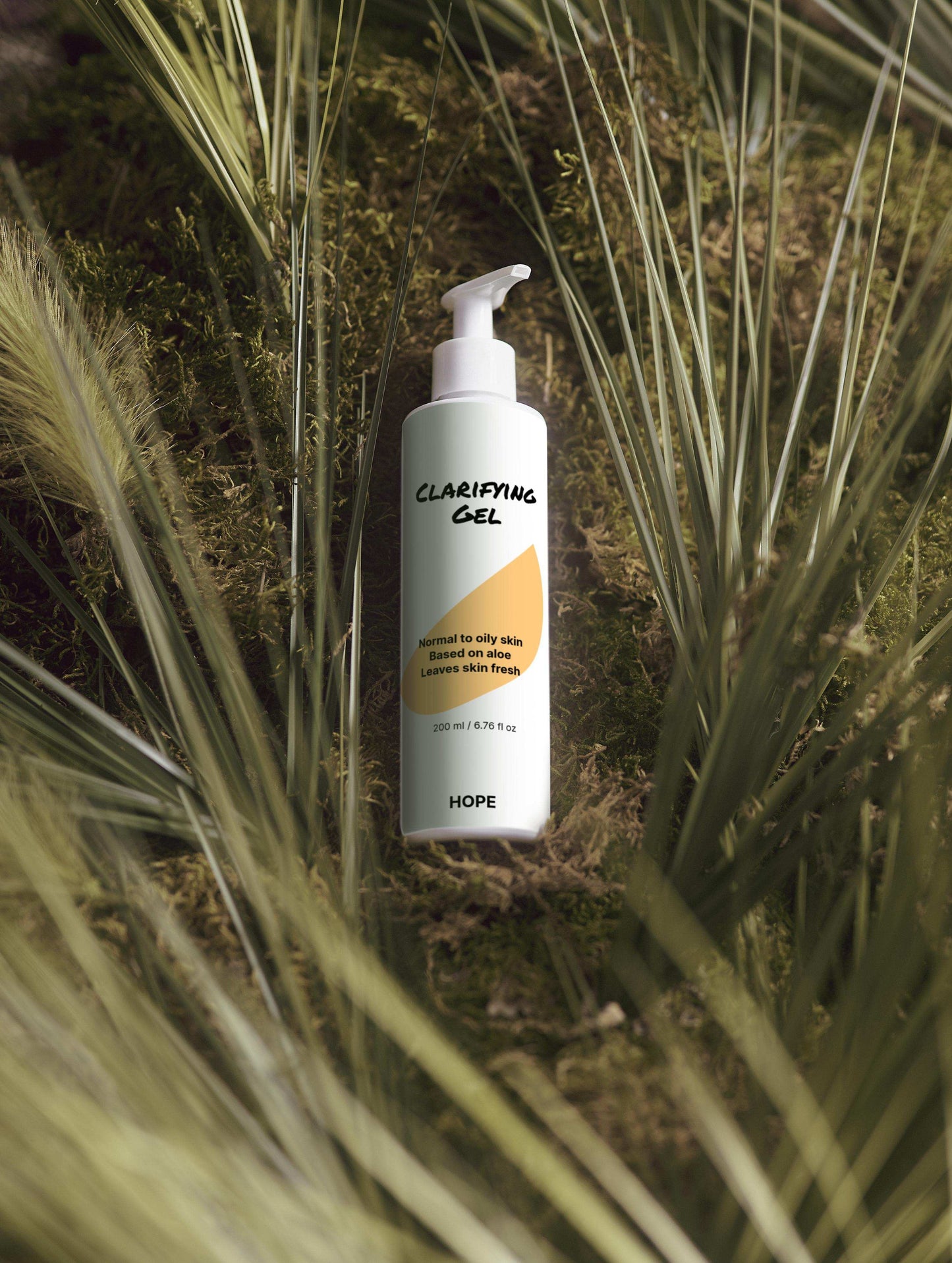 Clarifying Gel for Clear Skin and Effective Blemish Control -