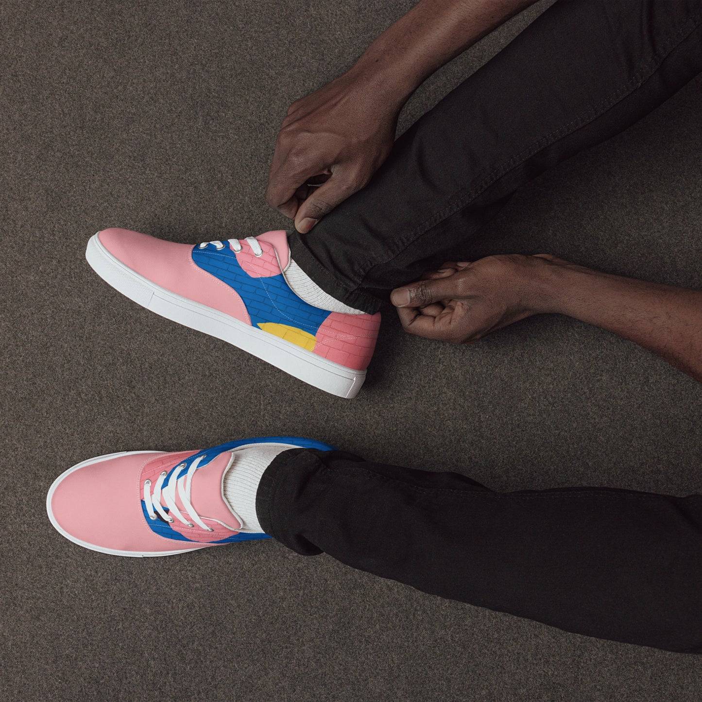 Men's Lace Up Canvas Shoes - Stylish Comfort with a Sleek Design Inspired by Imagination -