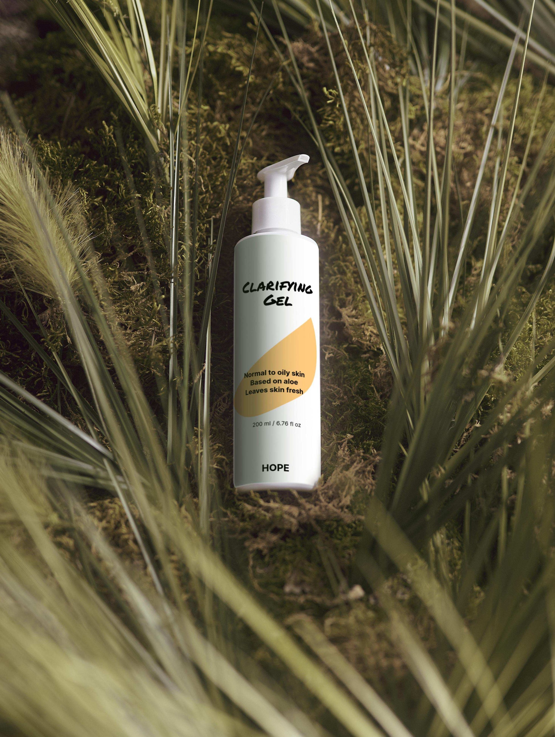 Clarifying Gel for Clear Skin and Effective Blemish Control -