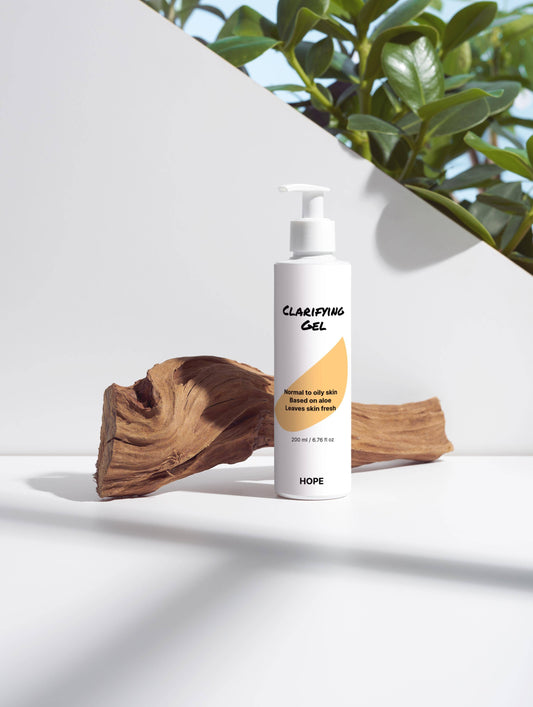Clarifying Gel for Clear Skin and Effective Blemish Control -