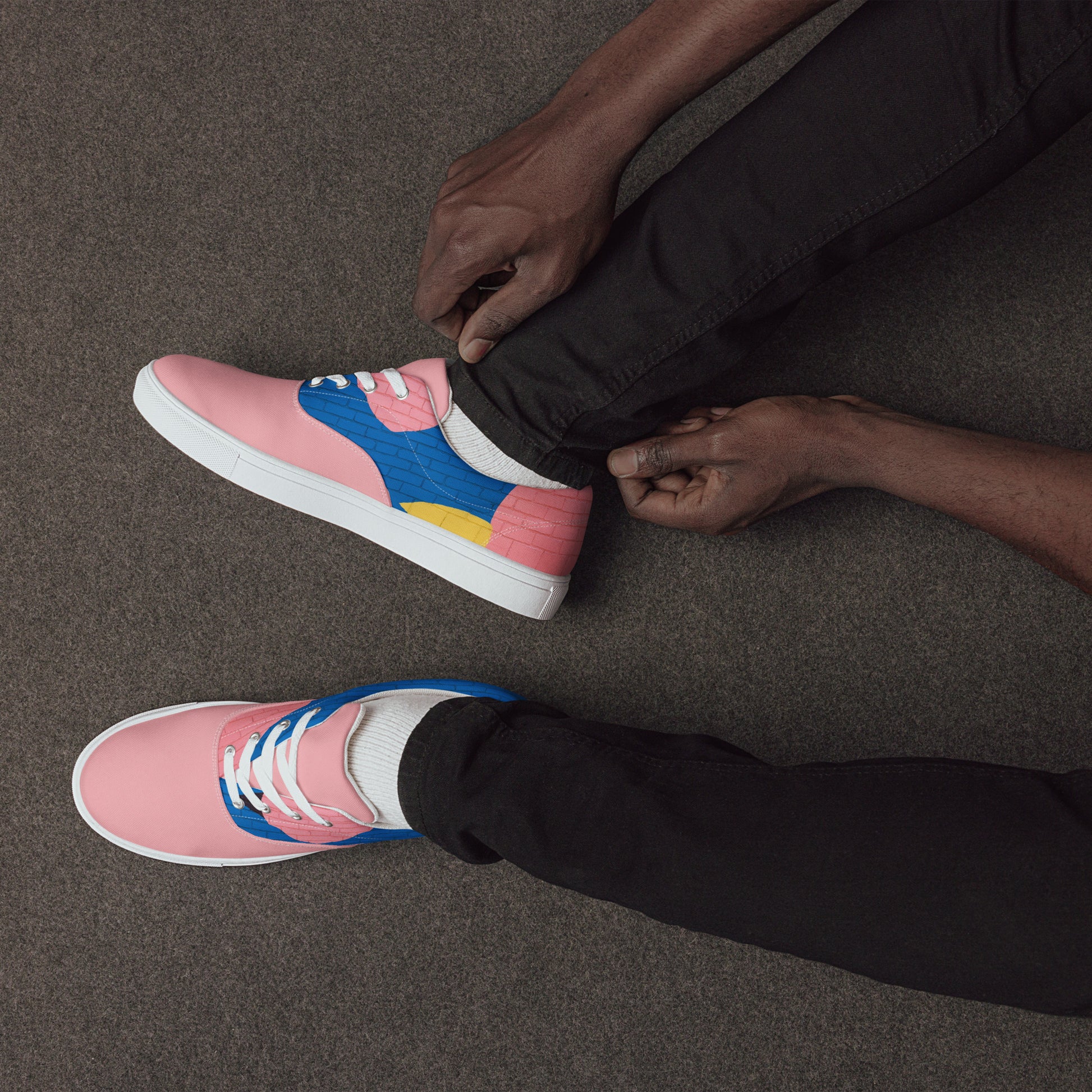 Men's Lace Up Canvas Shoes - Stylish Comfort with a Sleek Design Inspired by Imagination -